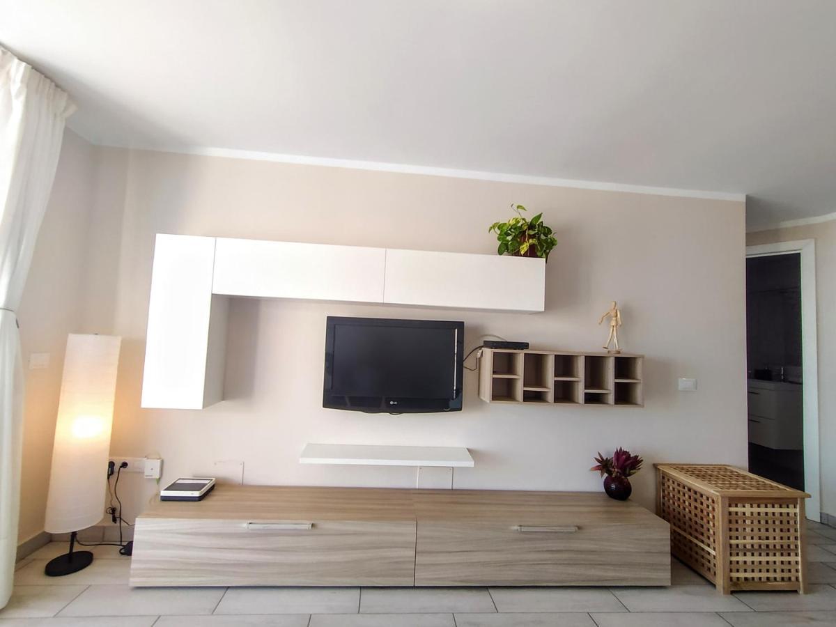 Sunset View Apartment ลอส กริสเตียนอส ภายนอก รูปภาพ