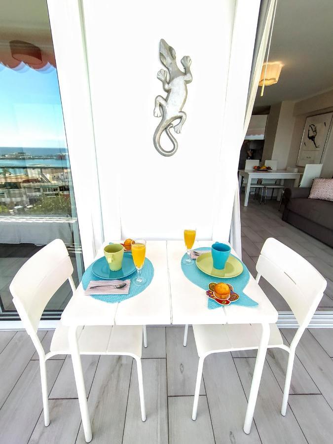 Sunset View Apartment ลอส กริสเตียนอส ภายนอก รูปภาพ